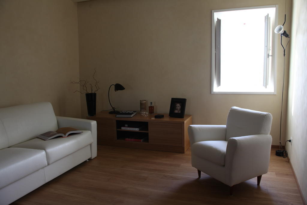 Relais Del Borgo Hotel & Spa 4 Stelle Staffolo الغرفة الصورة