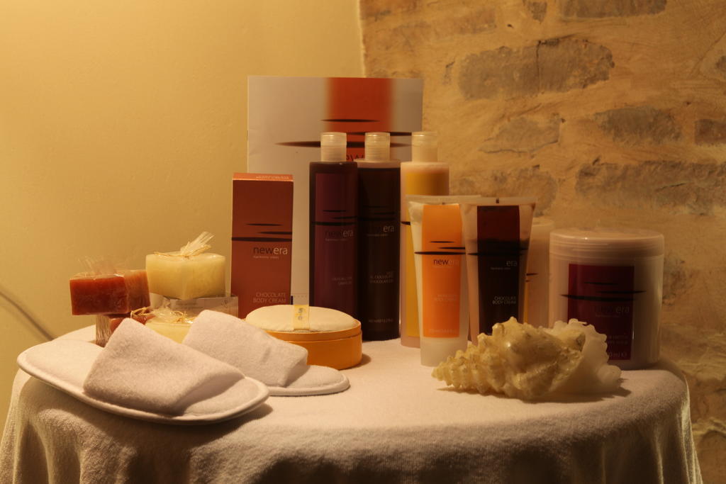 Relais Del Borgo Hotel & Spa 4 Stelle Staffolo المظهر الخارجي الصورة