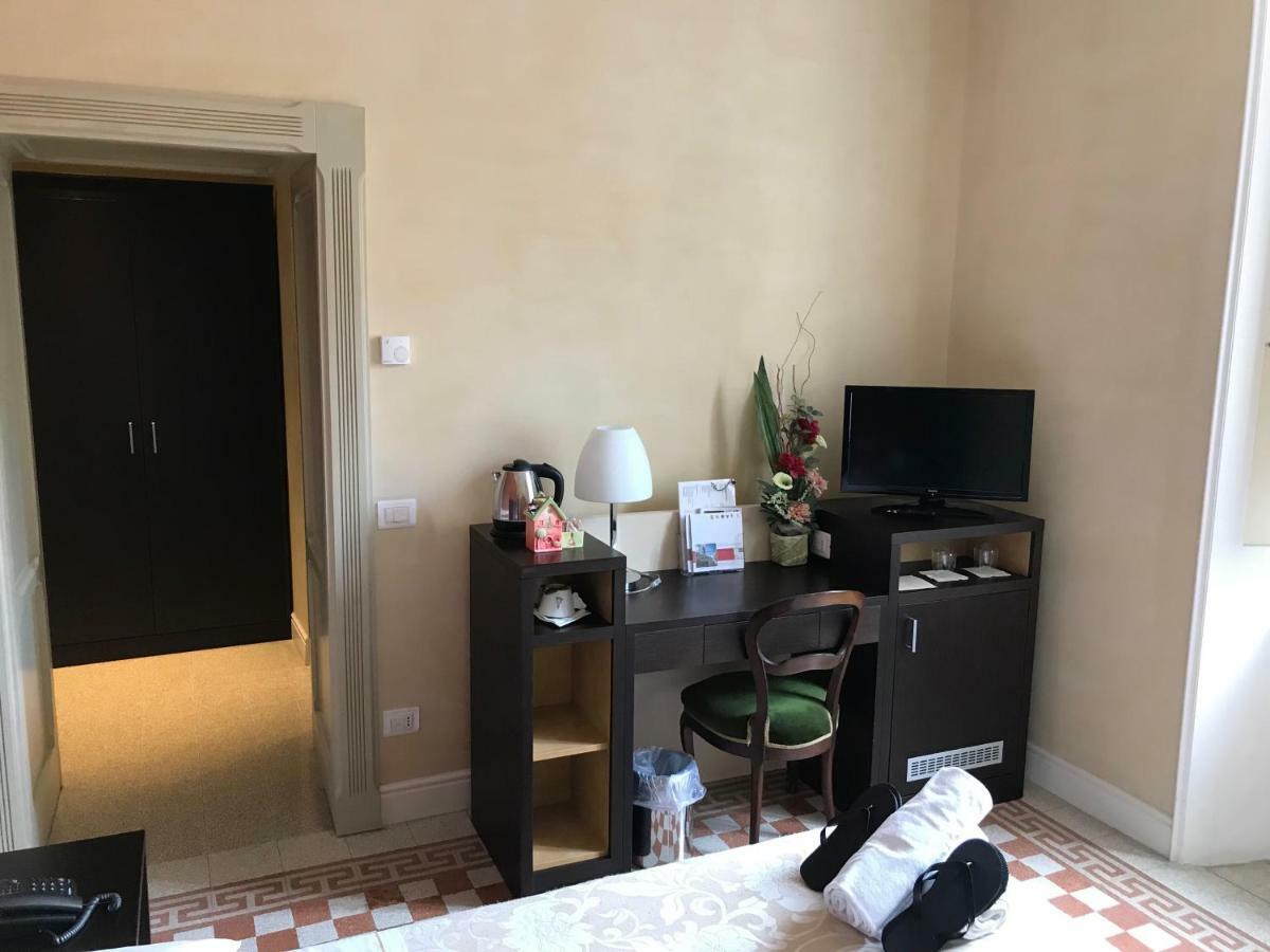 Relais Del Borgo Hotel & Spa 4 Stelle Staffolo المظهر الخارجي الصورة