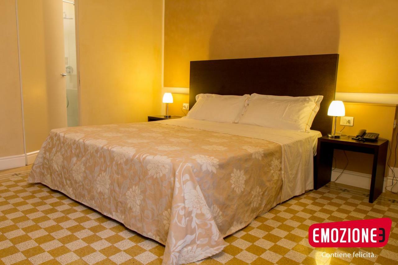 Relais Del Borgo Hotel & Spa 4 Stelle Staffolo المظهر الخارجي الصورة